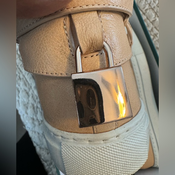 These are a used but great condition of a size 12 “Buscemi” creme and rose Gold. - Picture 14 of 16